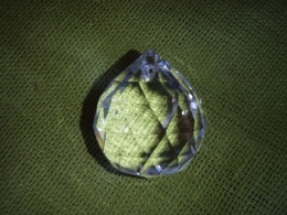 FENG SHUI kristallripats - päikesepüüdja - läbipaistev kristallkuul - 30 mm - UUS - VIIMASED