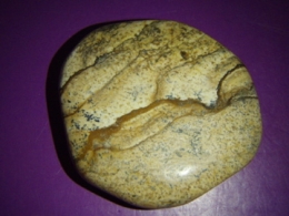Jaspis - Calahari piltjaspis - lihvitud pihukivi