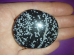 Obsidiaan - lumiobsidiaan - lihvitud pihukivi