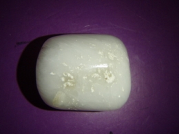 Skolesiit  - lihvitud kristall
