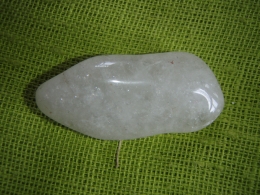 Mäekristall - lihvitud kivi