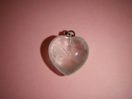 Mäekristall - ripats - süda 1,5 cm - ALLAHINDLUS