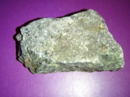 Rubiin-tsoisiit - töötlemata kristall - KEVADINE ALLAHINDLUS
